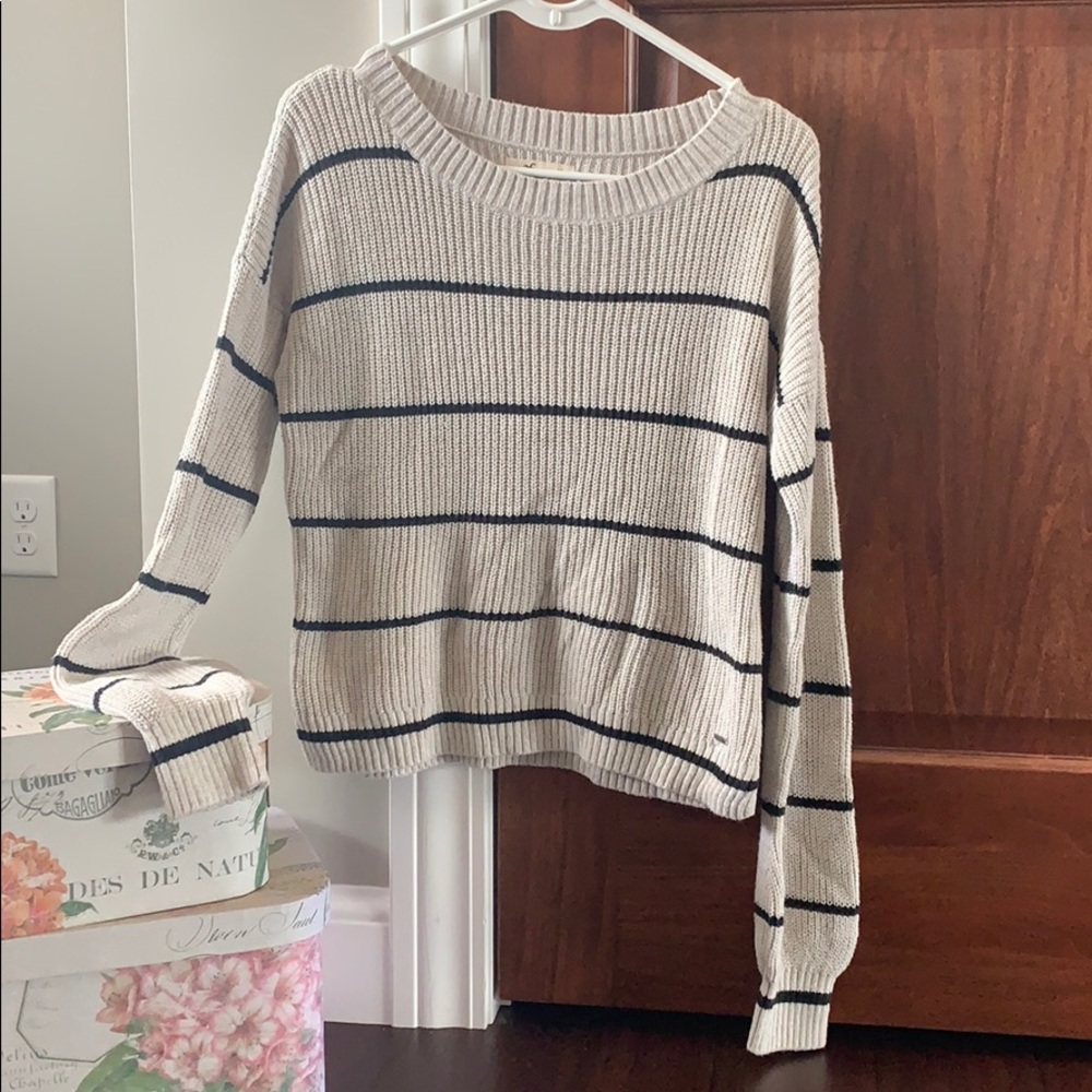 Knit sweater